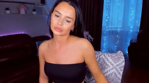 DanaMiers online show from March 16, 5:44 am