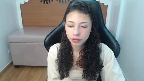 Snapshot of danatella_a chatting on November 8, 12:49 pm Danatella online show from November 8, 12:49 pm