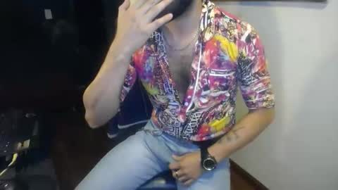 danbury online show from November 11, 11:05 pm