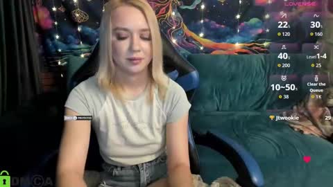 dances_queen online show from March 3, 8:09 am