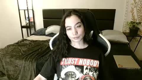 Snapshot of dandykitty chatting on February 11, 6:40 am Lea lei-a online show from February 11, 6:40 am