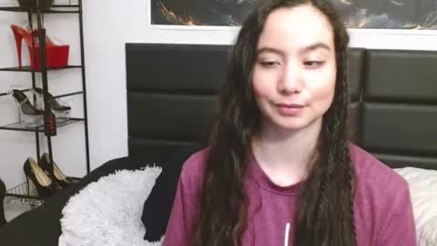 Snapshot of dandykitty chatting on January 7, 10:18 am Lea lei-a online show from January 7, 10:18 am