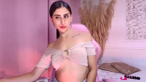 Danella Houston online show from April 15, 2:29 am