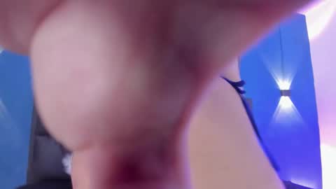 daneska online show from November 7, 7:58 pm