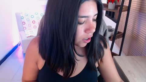 Veronica online show from April 7, 12:05 pm