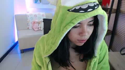 Veronica online show from April 18, 10:30 am