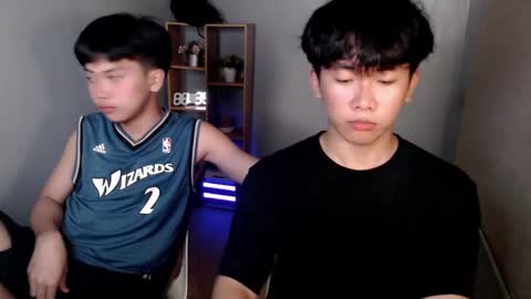   online show from December 6, 7:34 pm