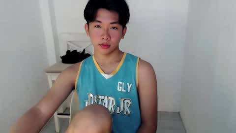   online show from December 9, 11:15 am