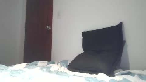 dani3l9905 online show from October 5, 4:44 am