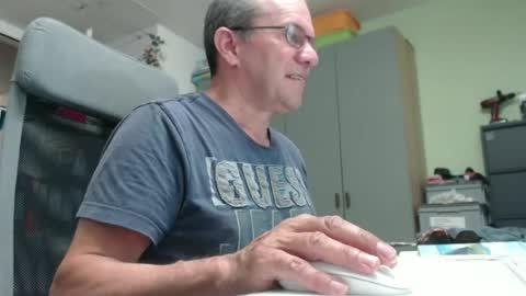 dani_alpina online show from July 1, 9:11 am