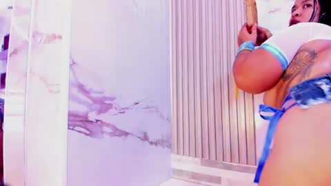 Dani online show from June 10, 1:39 am