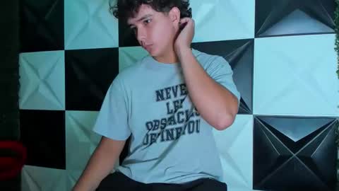 dani_cumboy online show from December 18, 2:45 pm