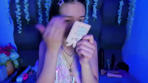 Snapshot of dani_dream chatting on June 3, 3:39 pm dani_dream online show from June 3, 3:39 pm