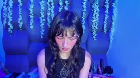 Snapshot of dani_dream chatting on July 2, 3:18 pm dani_dream online show from July 2, 3:18 pm