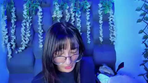Snapshot of dani_dream chatting on July 15, 2:55 pm dani_dream online show from July 15, 2:55 pm