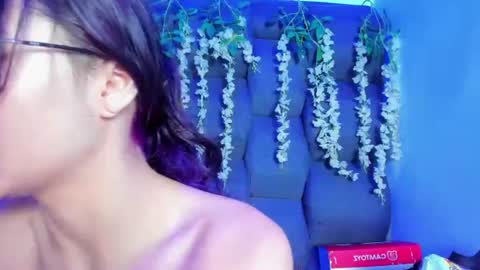 Snapshot of dani_dream chatting on July 18, 2:21 pm dani_dream online show from July 18, 2:21 pm