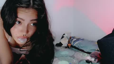 dani y jocelyn online show from February 19, 9:58 pm