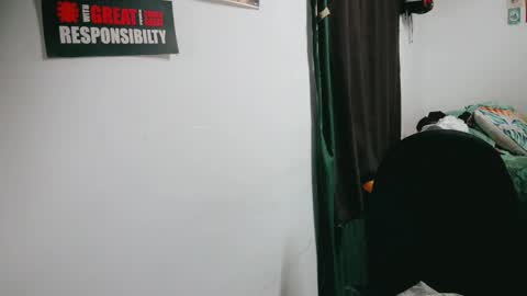 dani y jocelyn online show from April 15, 6:37 pm