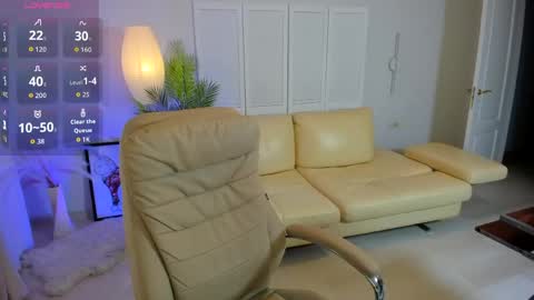 Snapshot of dani_kittys chatting on May 30, 8:22 am dani_kittys online show from May 30, 8:22 am