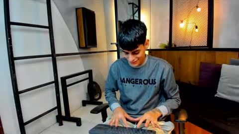 Snapshot of dani_mc chatting on November 23, 11:54 am dani_mc online show from November 23, 11:54 am