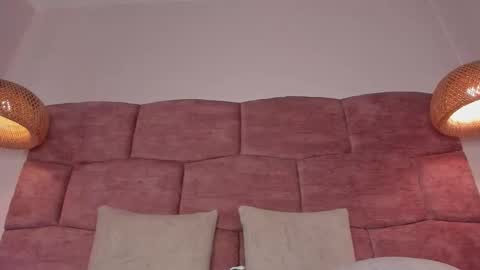   online show from February 3, 6:22 am