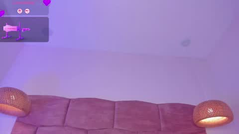   online show from April 9, 6:19 am