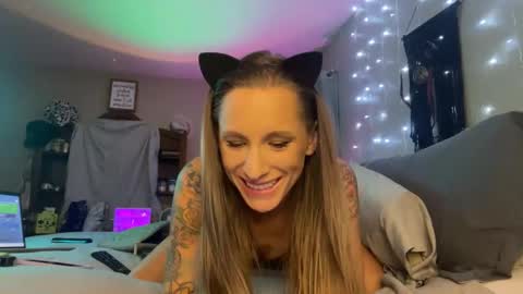 Dani Dragon online show from December 28, 7:11 am