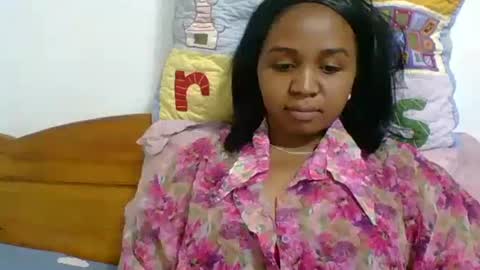 Snapshot of danie80704 chatting on October 2, 8:38 pm danie80704 online show from October 2, 8:38 pm
