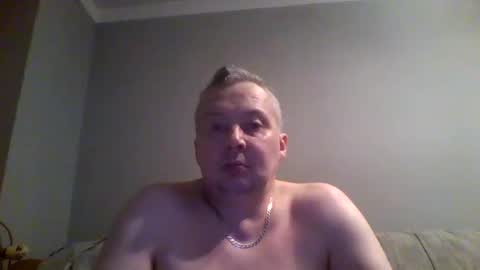 Snapshot of daniel0028 chatting on November 9, 5:11 pm dan online show from November 9, 5:11 pm