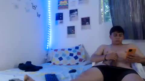 daniel_0127 online show from June 20, 10:23 pm