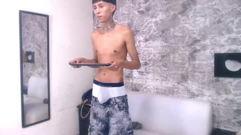 Daniel Delux  online show from October 3, 4:20 am