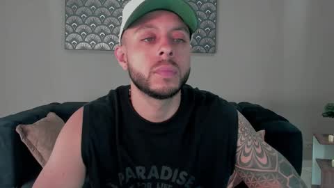 daniel_kingxxx online show from February 24, 12:03 pm