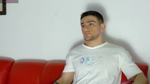 Snapshot of daniel_ova chatting on February 6, 11:24 am Sexy Dani online show from February 6, 11:24 am