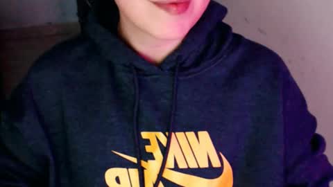 daniel_ruis16 online show from December 14, 8:29 pm