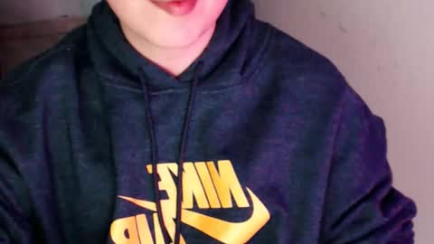 daniel_ruis16 online show from December 14, 11:45 pm