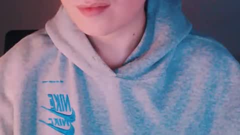 Snapshot of daniel_ruis16 chatting on June 3, 10:15 pm daniel_ruis16 online show from June 3, 10:15 pm