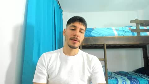 Snapshot of daniel_sexy77 chatting on October 18, 12:57 am Daniel sexy77 online show from October 18, 12:57 am