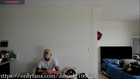 Snapshot of daniel_vianchi chatting on January 11, 5:51 pm Dani online show from January 11, 5:51 pm