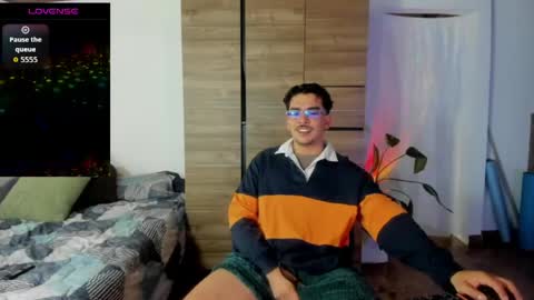 Dani  online show from April 29, 5:17 pm