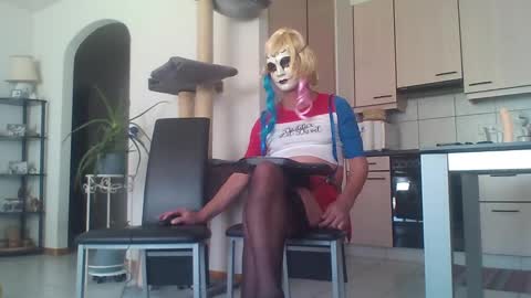 Snapshot of daniela69i chatting on February 4, 9:07 am newcumer online show from February 4, 9:07 am