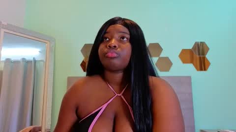 Snapshot of daniela_gil7 chatting on February 3, 12:32 pm daniela_gil7 online show from February 3, 12:32 pm