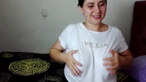 Snapshot of daniela_sexy34 chatting on January 18, 1:19 am daniela_sexy34 online show from January 18, 1:19 am