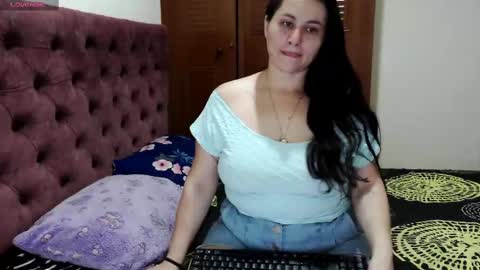 Snapshot of daniela_sexy34 chatting on February 23, 9:48 pm daniela_sexy34 online show from February 23, 9:48 pm