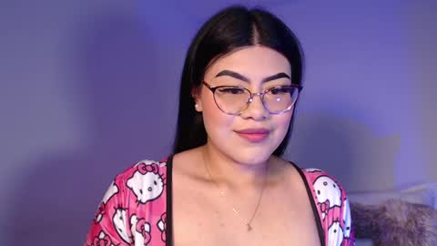 Snapshot of daniela_valencia chatting on January 16, 6:37 pm Lucia online show from January 16, 6:37 pm