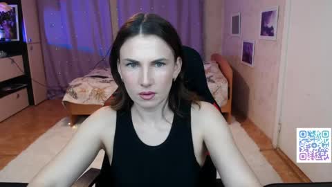 Daniela Cooper online show from May 28, 7:22 pm
