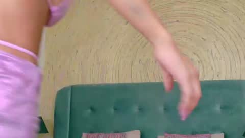 Snapshot of danielacrudu_ chatting on July 19, 4:27 am danielacrudu_ online show from July 19, 4:27 am