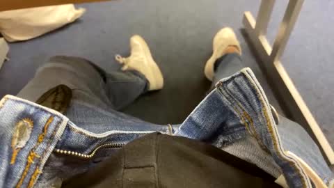 Snapshot of danielboki chatting on February 13, 4:39 pm danielboki online show from February 13, 4:39 pm