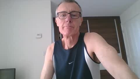 danielcoxone online show from February 26, 11:30 am