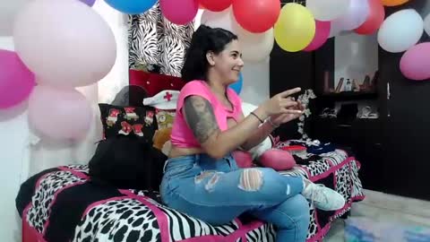 Snapshot of danielita_2001 chatting on July 31, 9:03 pm danielita_2001 online show from July 31, 9:03 pm