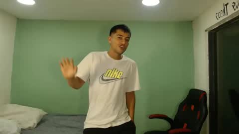 danielitopapii online show from February 6, 11:24 am